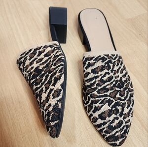 JustFab Leopard Knit Slide On Mule Low Heel Size 10 Pointed Almond Toe